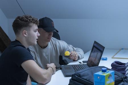 Uspešen zaključek Produktnega start-up vikenda v KIKštarterju Kamnik (47)